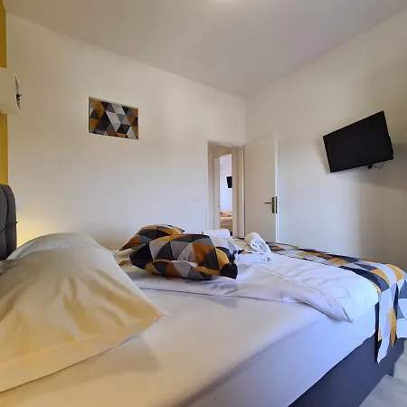 Slavko 1179 Banjole