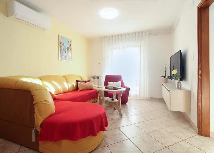 Apartment Slavko 1179 *