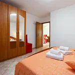 Slavko 1179 بنجول