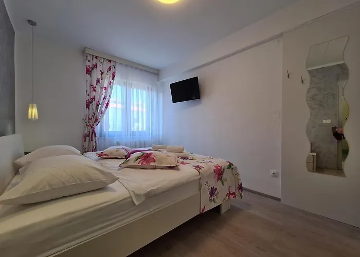 Apartman Slavko 1179 *